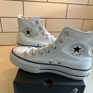 Brand New Chuck Taylor All Star Platform Canvas - White